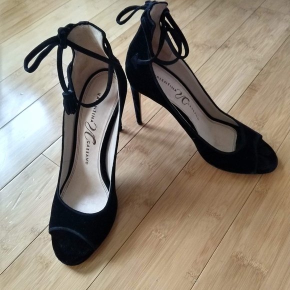 Valentina Carrano Nolita Black Velvet Stilettos - Picture 4 of 6